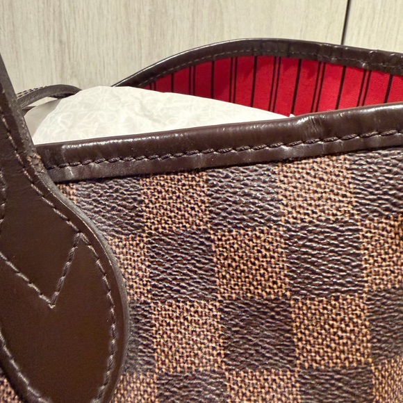 Louis Vuitton Neverfull GM in Damier Ebene - Picture 12 of 14